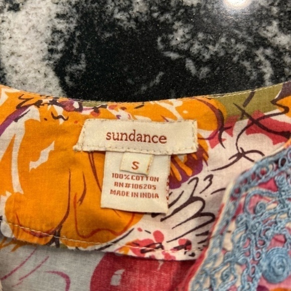 Sundance Cotton Floral Tunic Top with Embroidery Finish - Picture 9 of 13